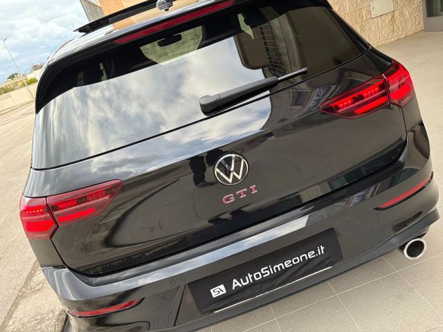 VOLKSWAGEN Golf GTI 2.0 TSI DSG TETTO-LED-PELLE-CERCHI 19''.