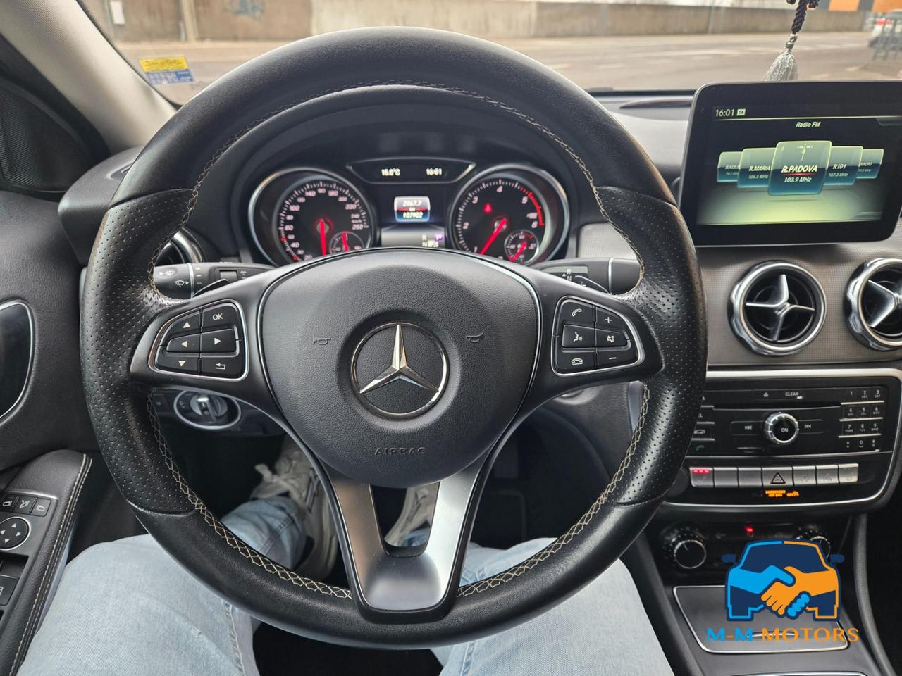 Mercedes GLA 220 d Sport auto