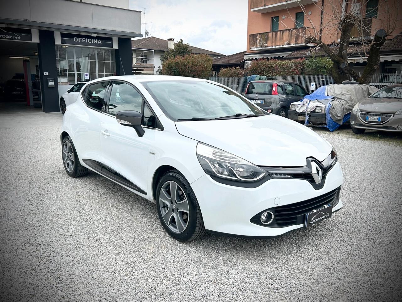 Renault Clio 1.2 75CV 5 porte Costume National