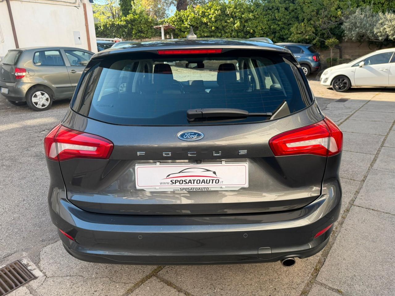 Ford Focus business