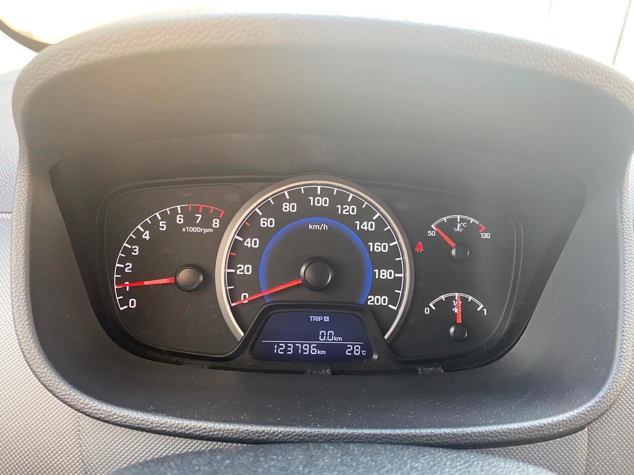 Hyundai i10 1.2 Style . OK NEOP - GARANZIA 12 MESI