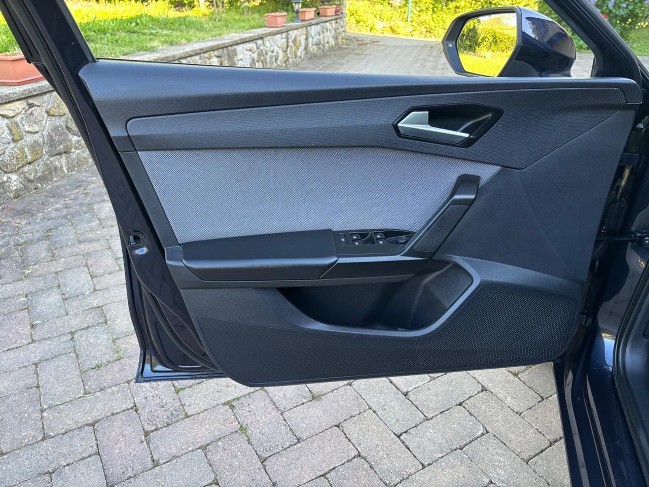 Seat Leon 2.0 TDI Style 116 CV 5P OK NEOPATENTATI