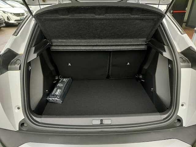 Peugeot 2008 PureTech 100 S&S Allure *KM Ø*