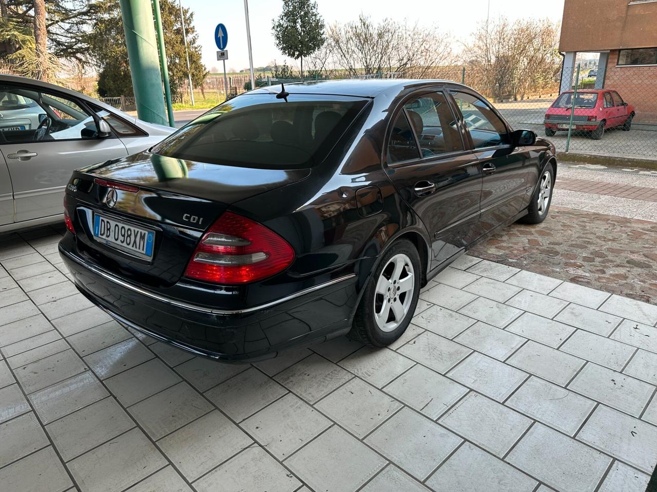 Mercedes-benz E 280 CDI Avantgarde (12 RATE)