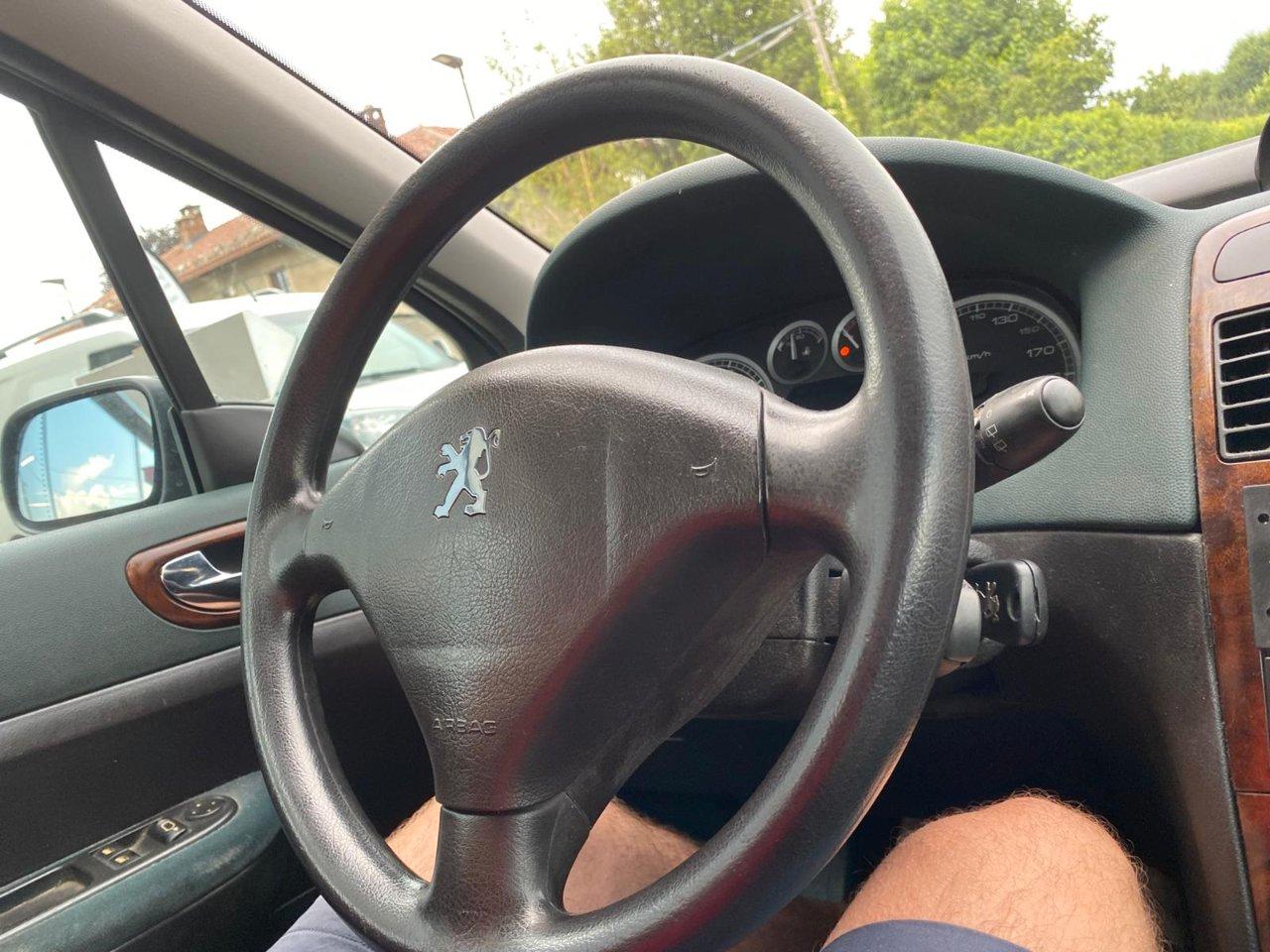 Peugeot 307 5 Porte 307 5p 1.6 16v XR