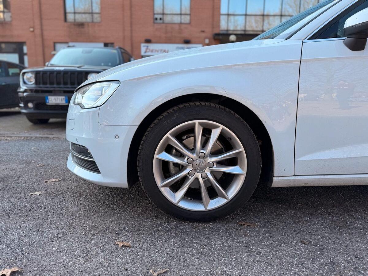Audi A3 2.0 tdi Ambition 150cv s-tronic E6