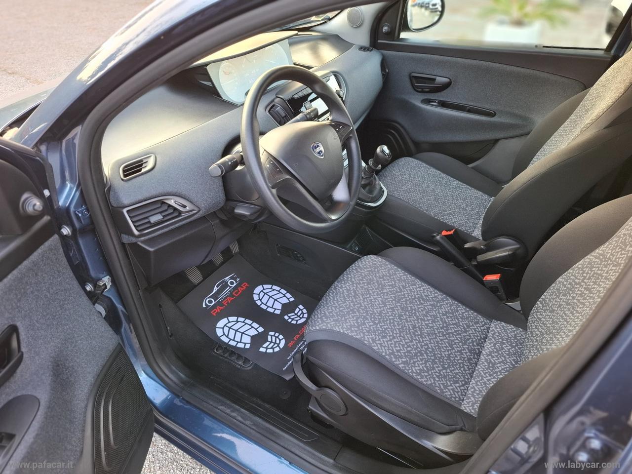 LANCIA Ypsilon 1.0 FireFly 5p.S&S Hybrid Silver