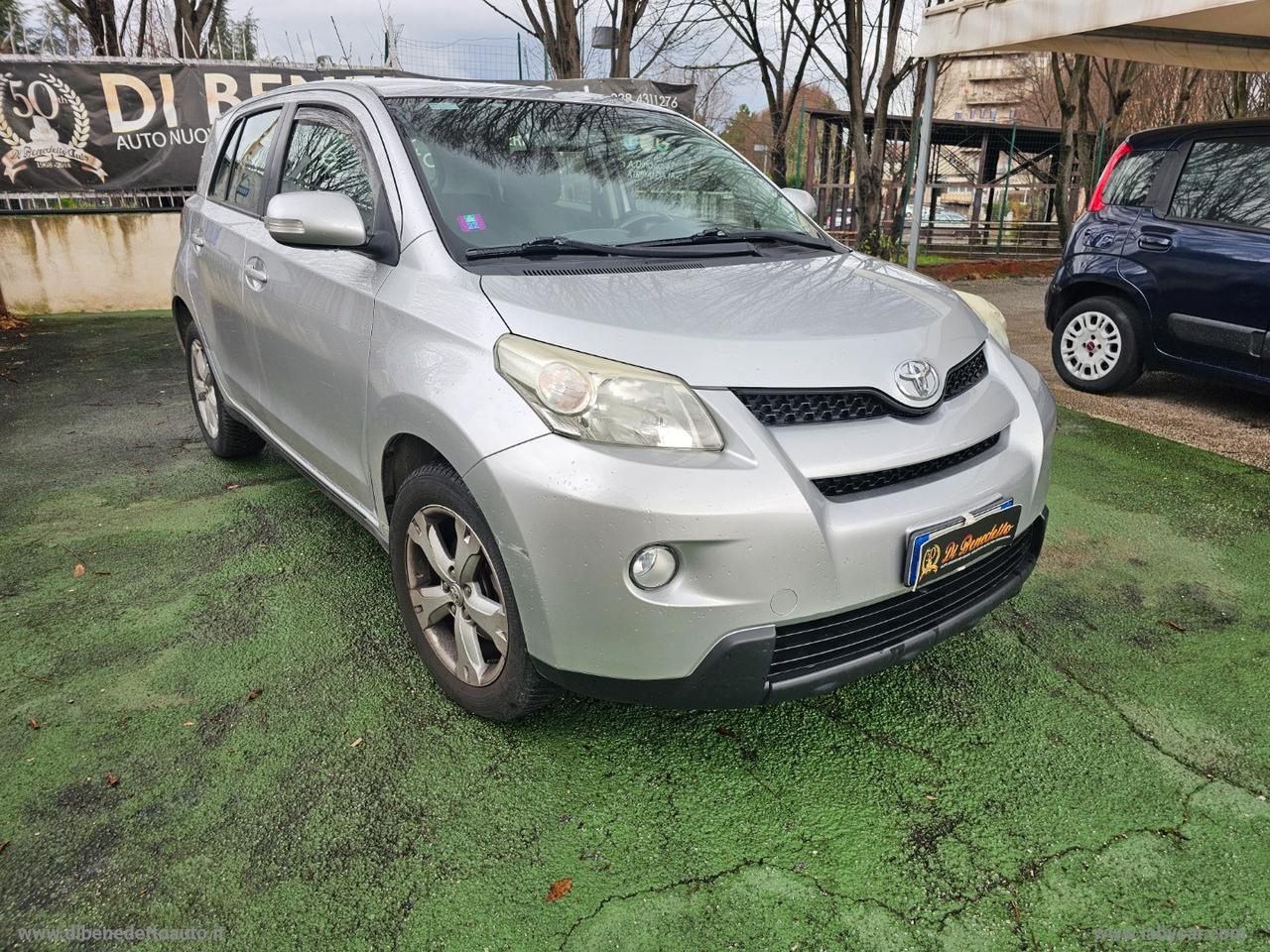 TOYOTA Urban Cruiser 1.4 D-4D AWD Luxury