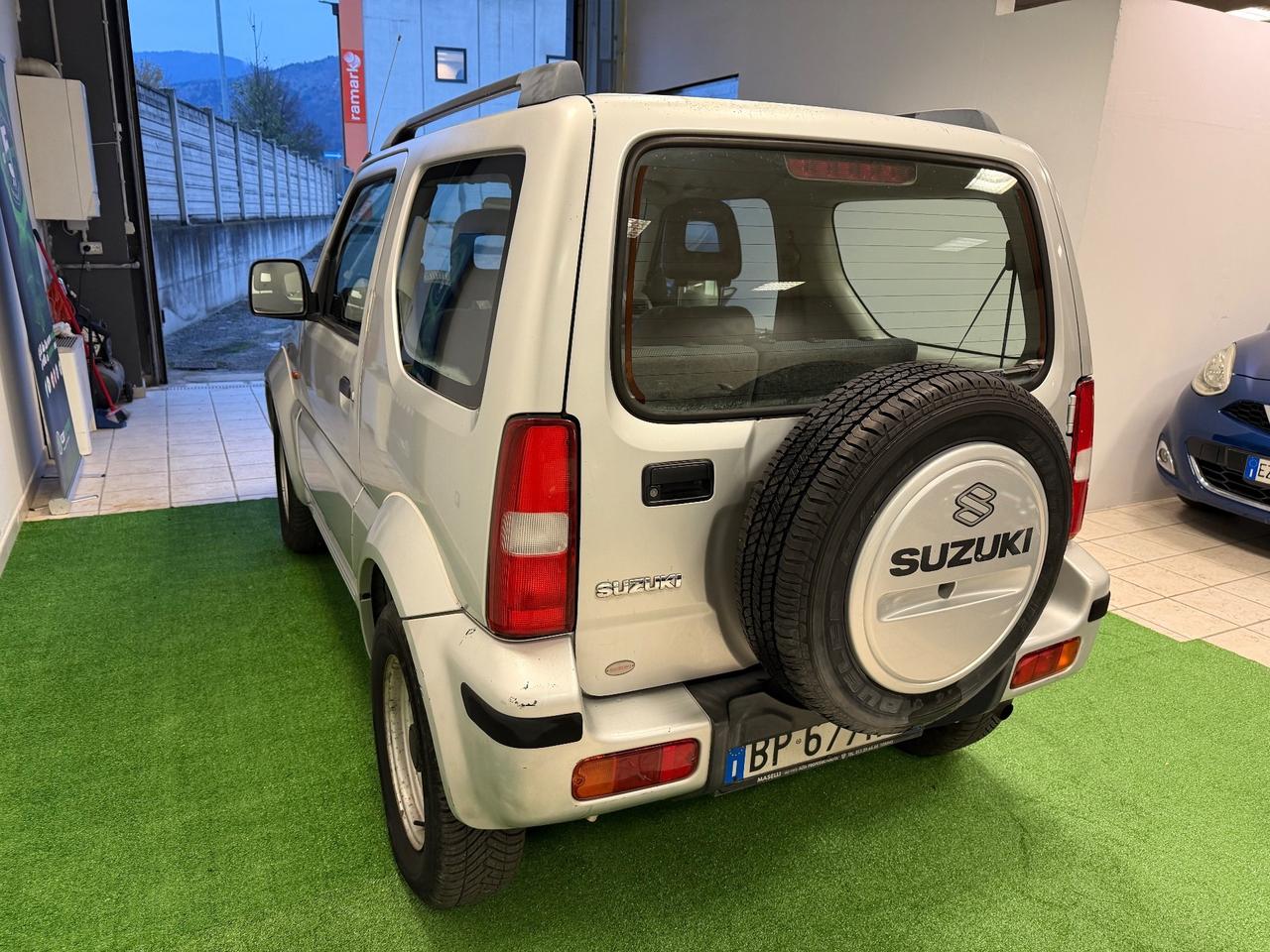 Suzuki Jimny 1.3i 16V cat 4WD JLX