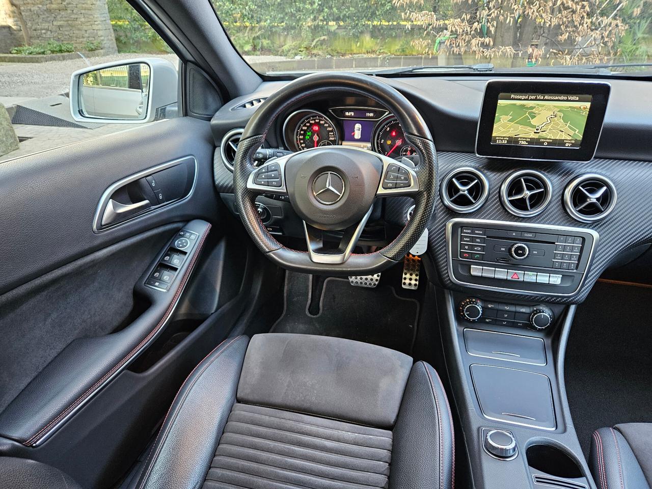 Mercedes-benz A 220 d Automatic Premium