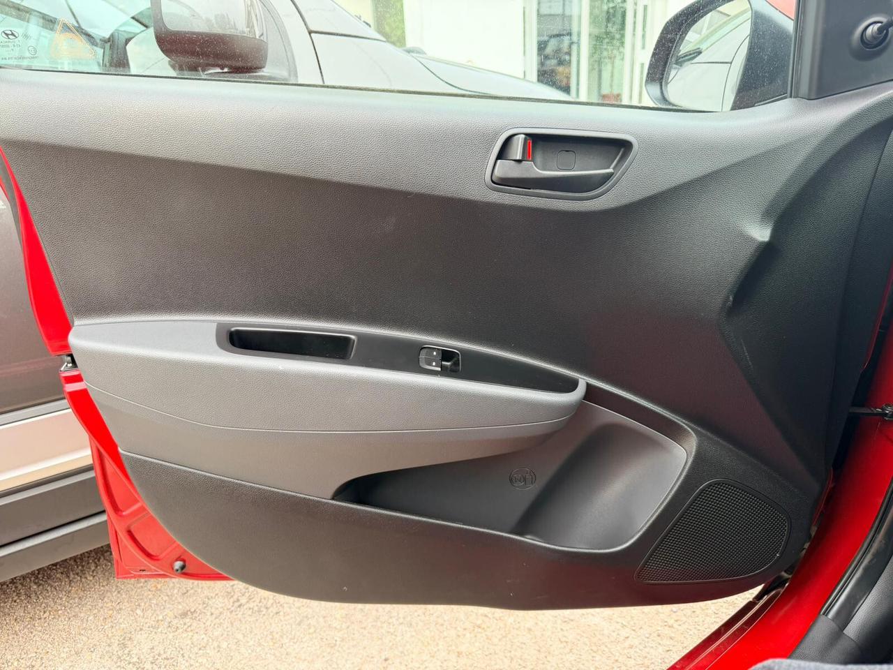 HYUNDAI i10 1.0 ECONEXT