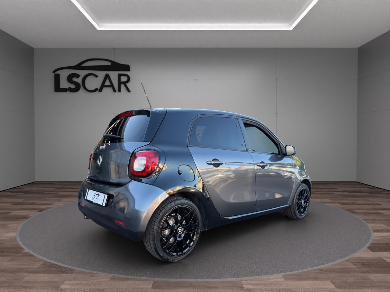 Smart forfour 0.9 t Passion 90cv - Unipro. Promo Finanziamento - Pacchetto Sport - Bracciolo - Cerchi in lega