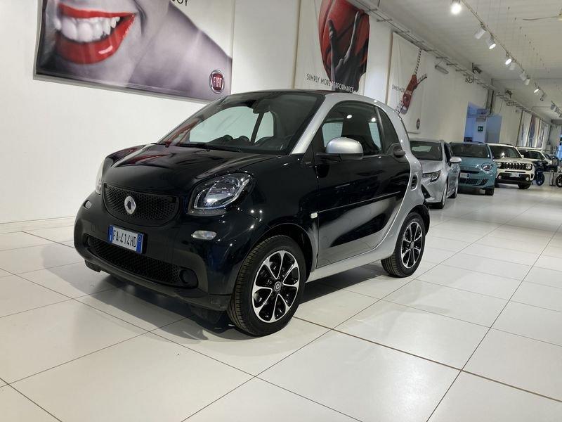 smart fortwo 70 1.0 Twinamic Passion