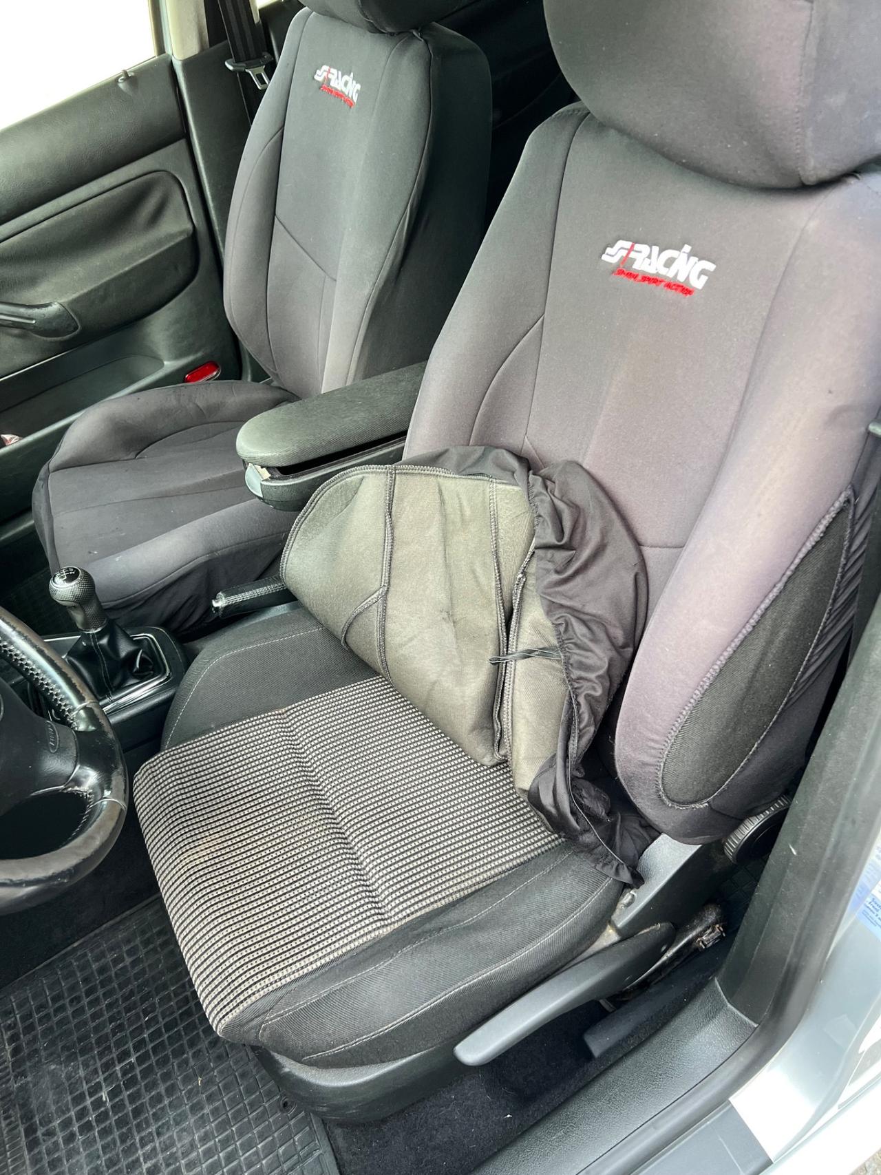 Volkswagen Golf 1.9 TDI 130 CV Leggi Descriz