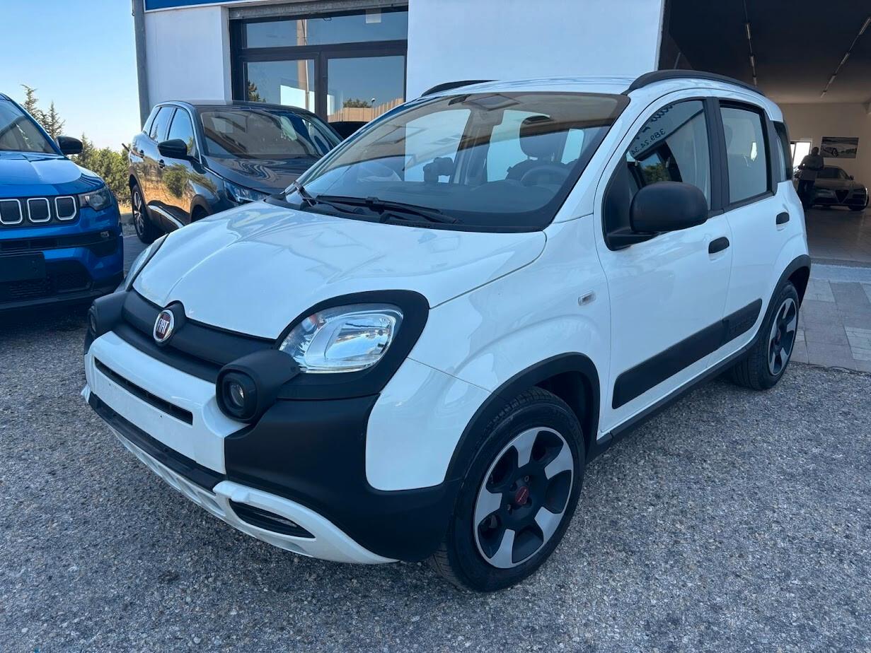 Fiat Panda 1.0 FireFly S&S Hybrid City Cross
