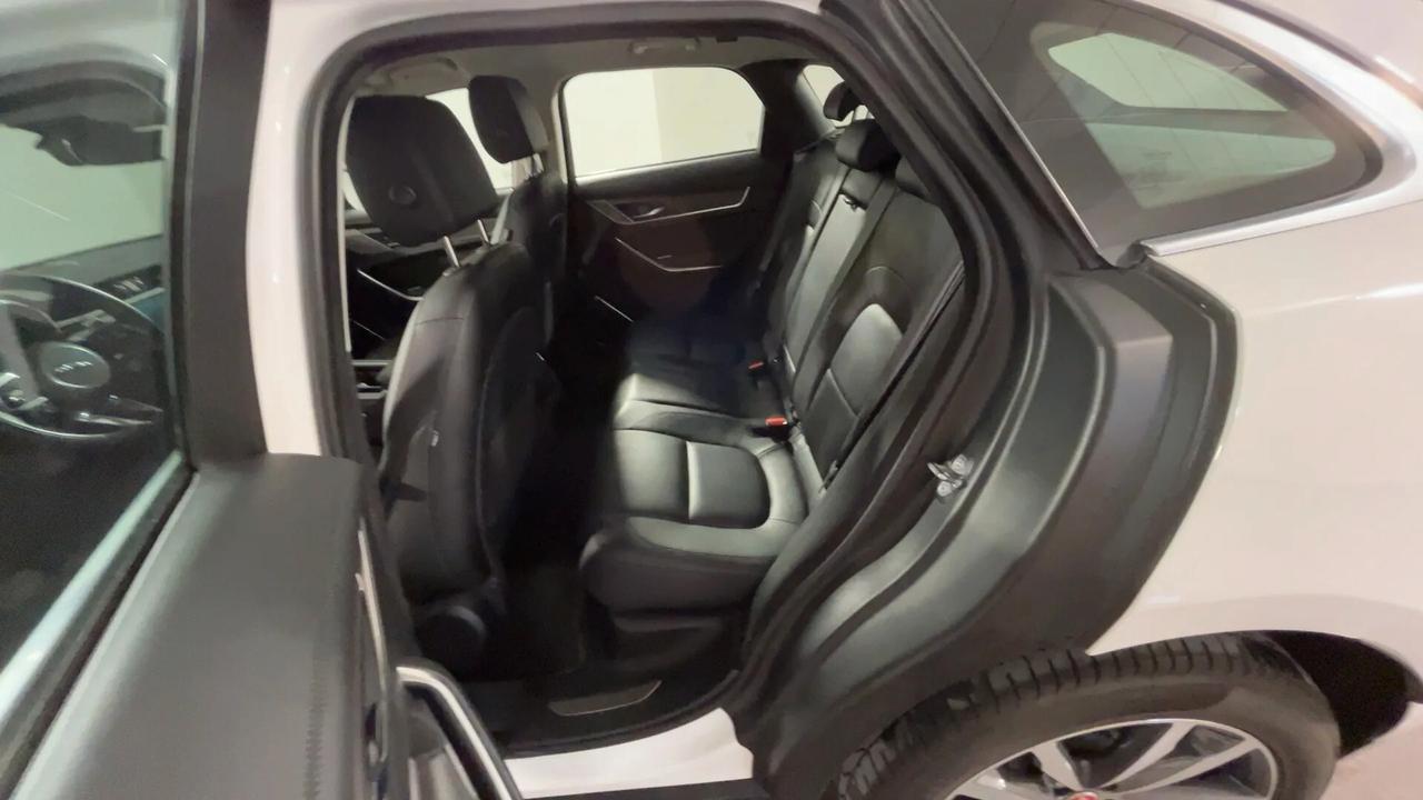 Jaguar F-Pace 2.0 D 163 CV AWD aut. SE