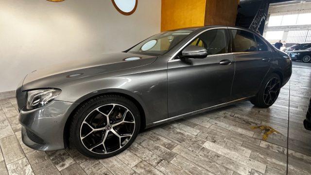 MERCEDES-BENZ E 220 d Auto Sport