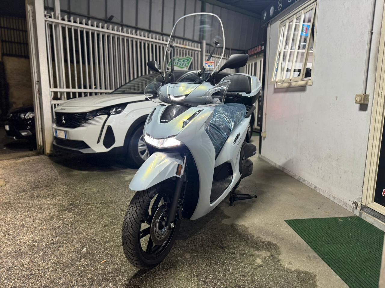 HONDA SH 350i 2025 *FINANZIAMENTO SENZA BUSTA PAGA*