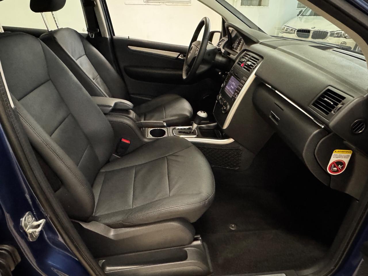 Mercedes-benz B 200 Sport-Aut-Cerchi18-Navi-Pellr-UniPro-Km certif-Mercedes-Garantita