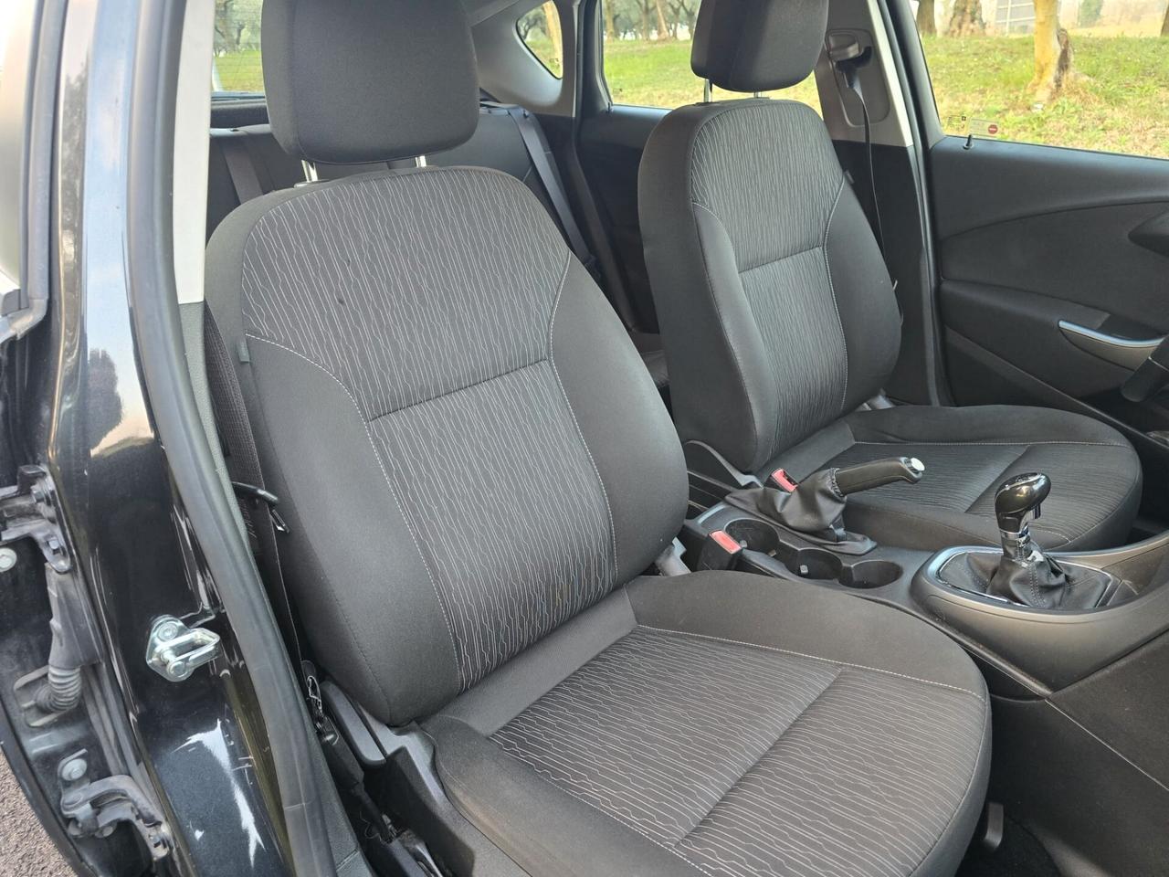 Opel Astra 1.4 100CV OK NEOPATENTATI - 2013