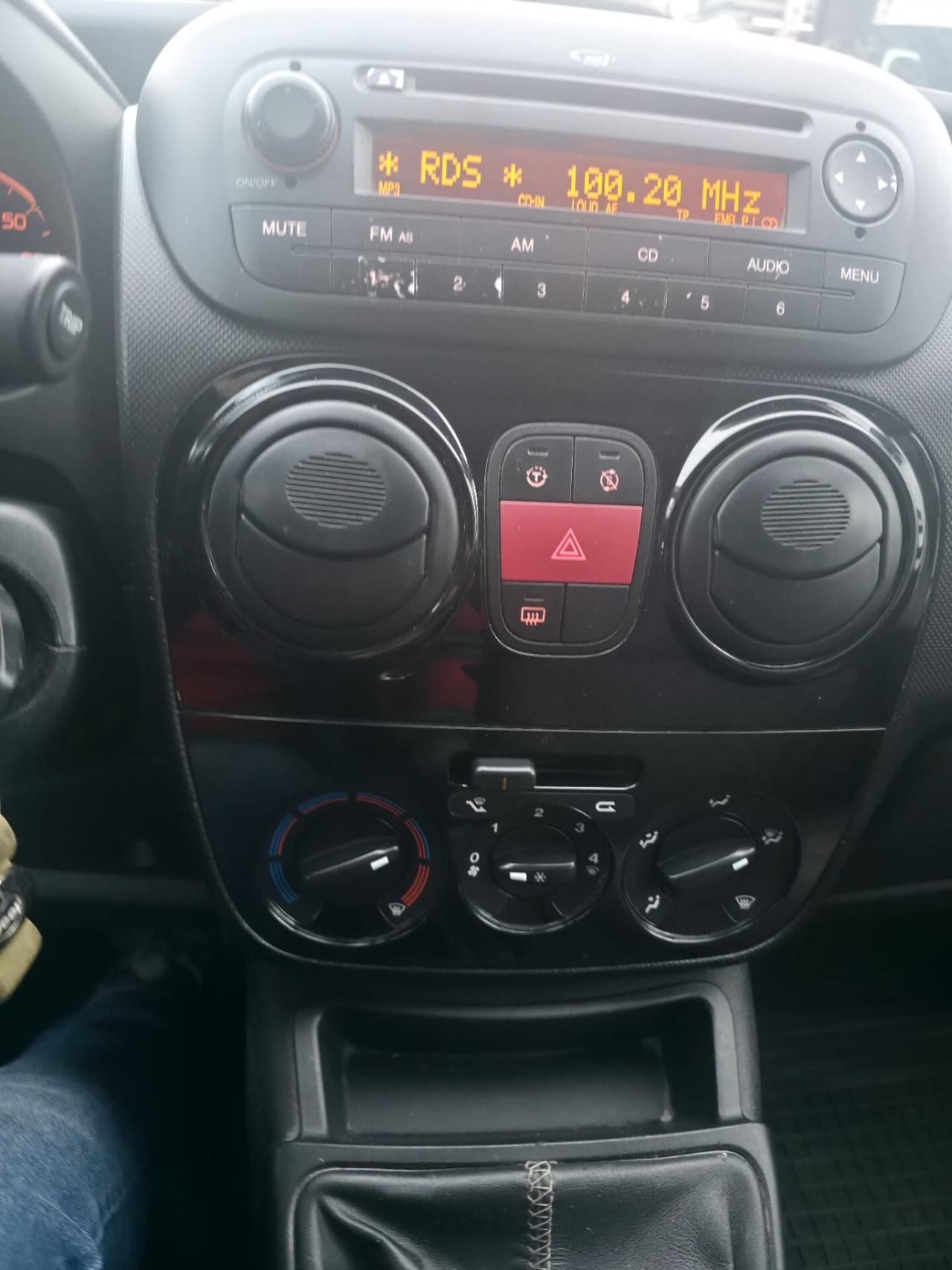 Fiat Qubo 1.3 MJT 95 CV Trekking