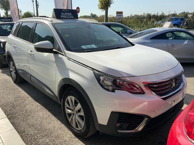 PEUGEOT 5008 5008 1.2 PureTch Active Business