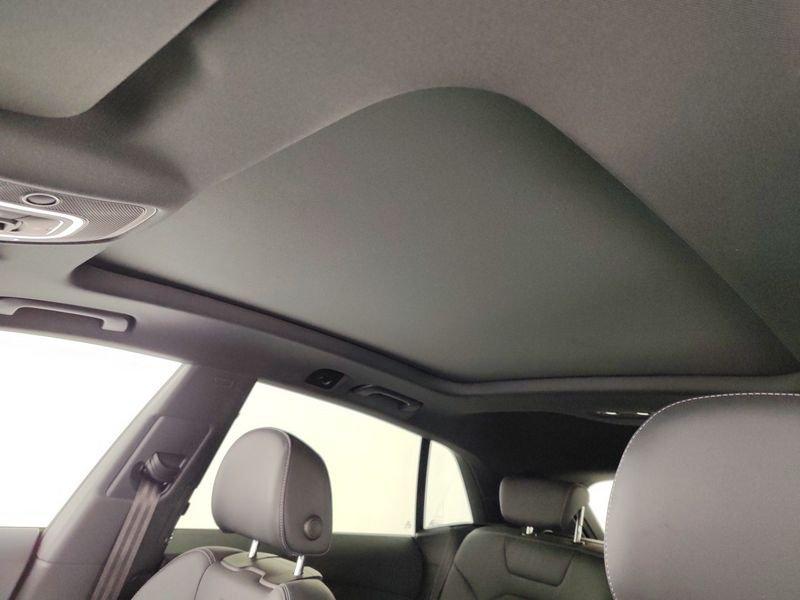 Audi Q8 50 TDI 210kW quattro tip. S Line Edition