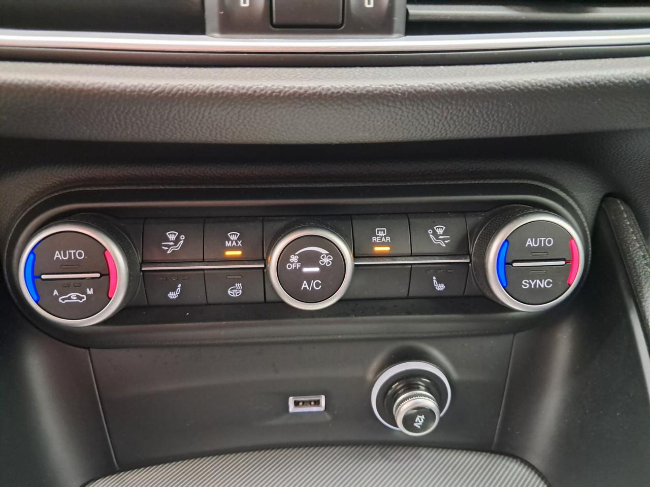 Alfa Romeo Stelvio 2.2 Turbodiesel 210 CV AT8 Q4 Veloce