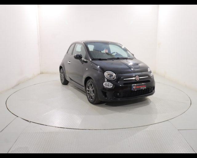 FIAT 500 1.0 Hybrid Connect