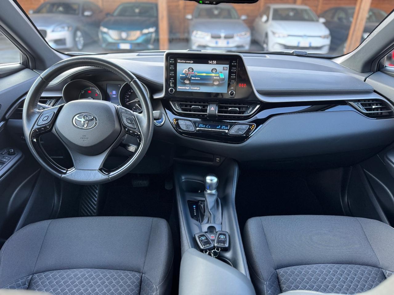 Toyota C-HR 1.8 Hybrid E-CVT Toyota Team