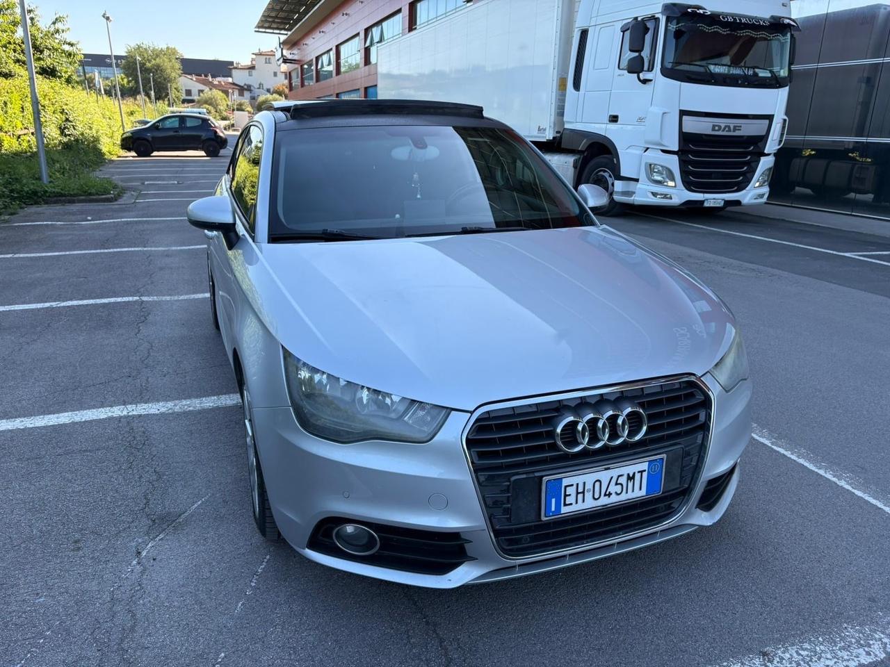 Audi A1 1.6 TDI 105 CV Attraction 281.000 KM TETTUCCIO APRIBILE