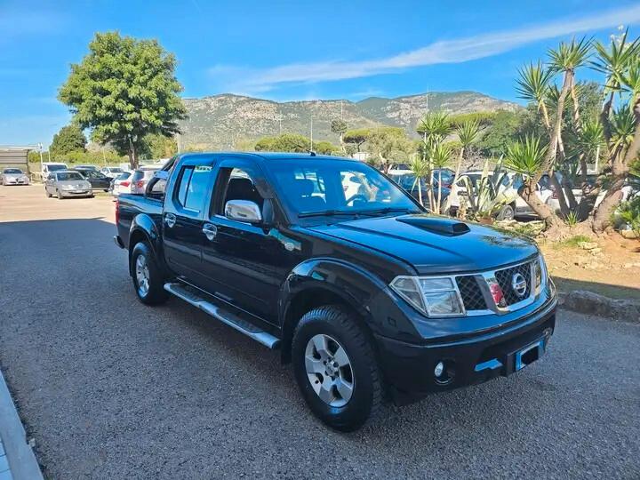 Nissan Navara 2.5 dCi 4 porte Double Cab SE
