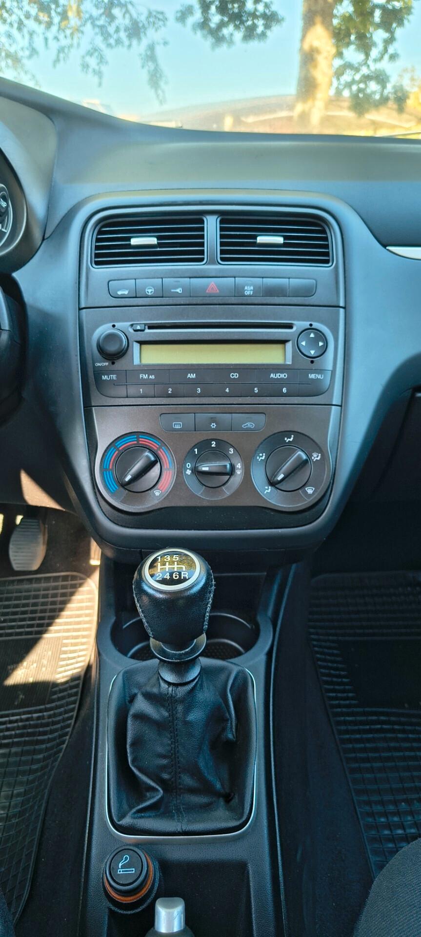 Fiat Grande Punto 1.4 Starjet 16V 5 porte Dynamic
