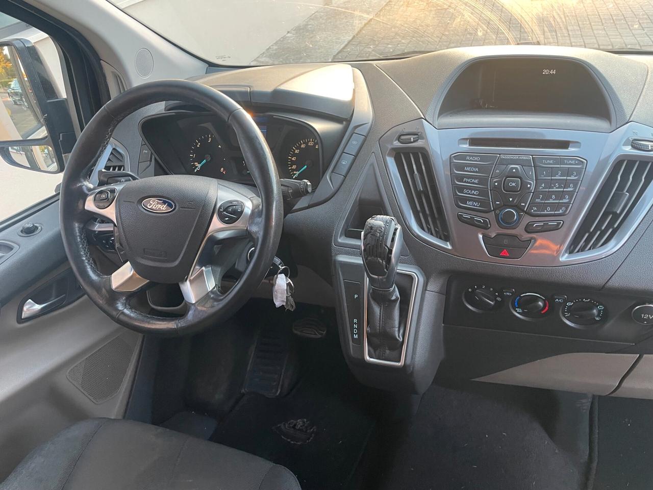 Ford Tourneo Custom 310 2.0 TDCi 170CV PC Titanium