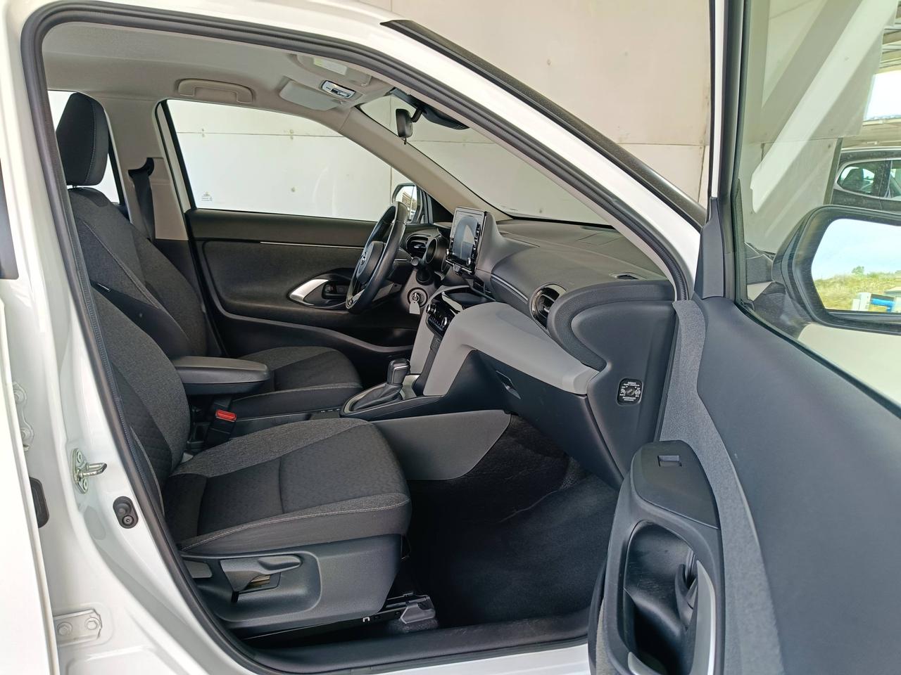 TOYOTA Yaris Cross - Yaris Cross 1.5h Active fwd 116cv e-cvt