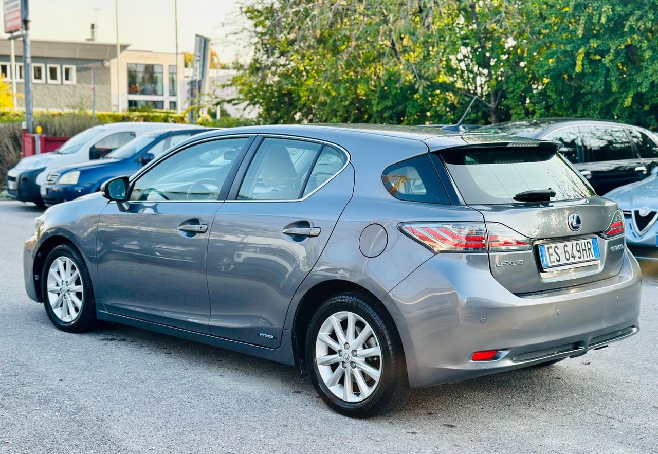 Lexus CT 200h 2013 Hybrid Luxury km 160,000 automatico ! ! !