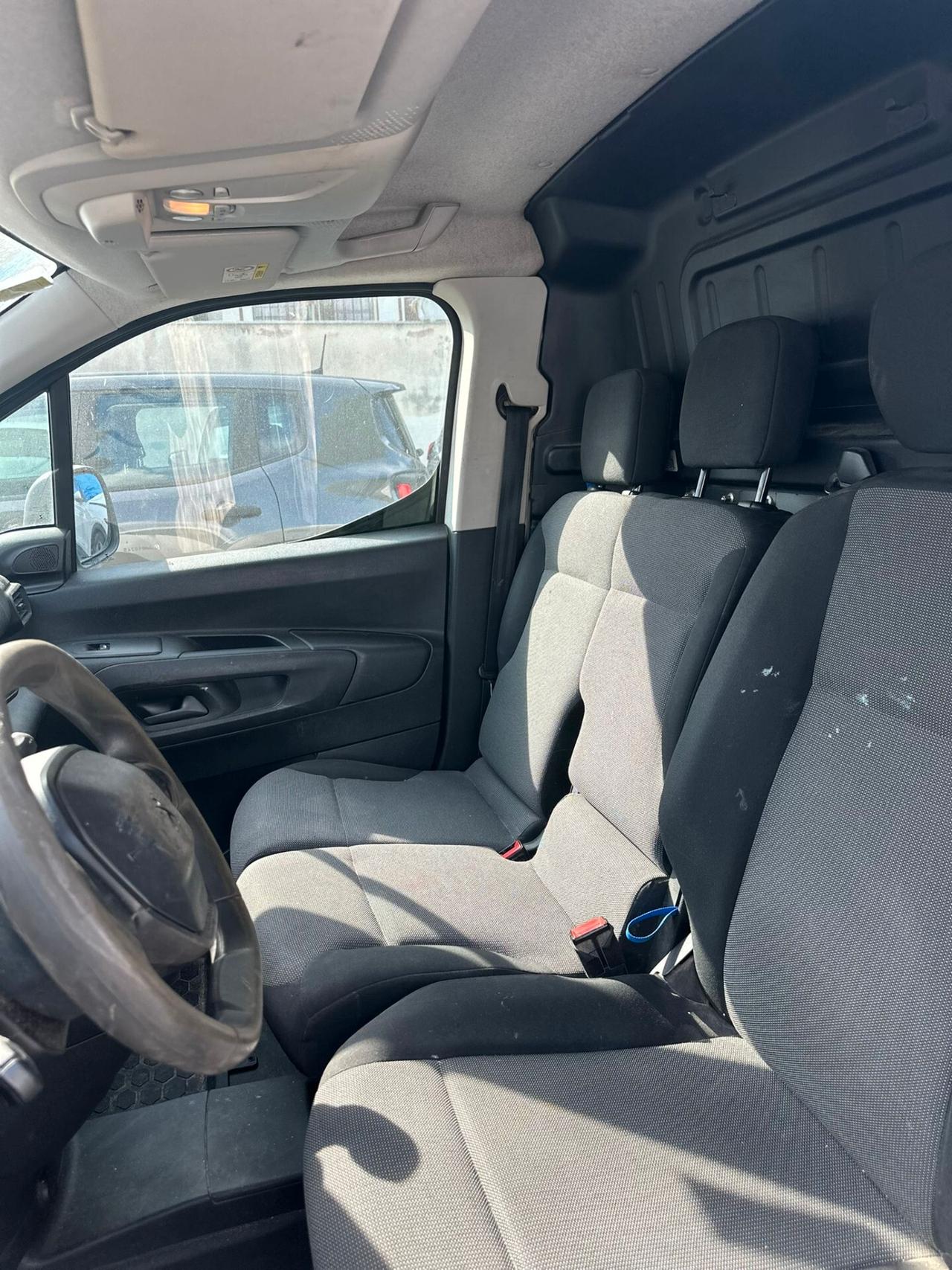 Peugeot Partner BlueHDi 100 S&S PL Furgone sinistrato incidentato
