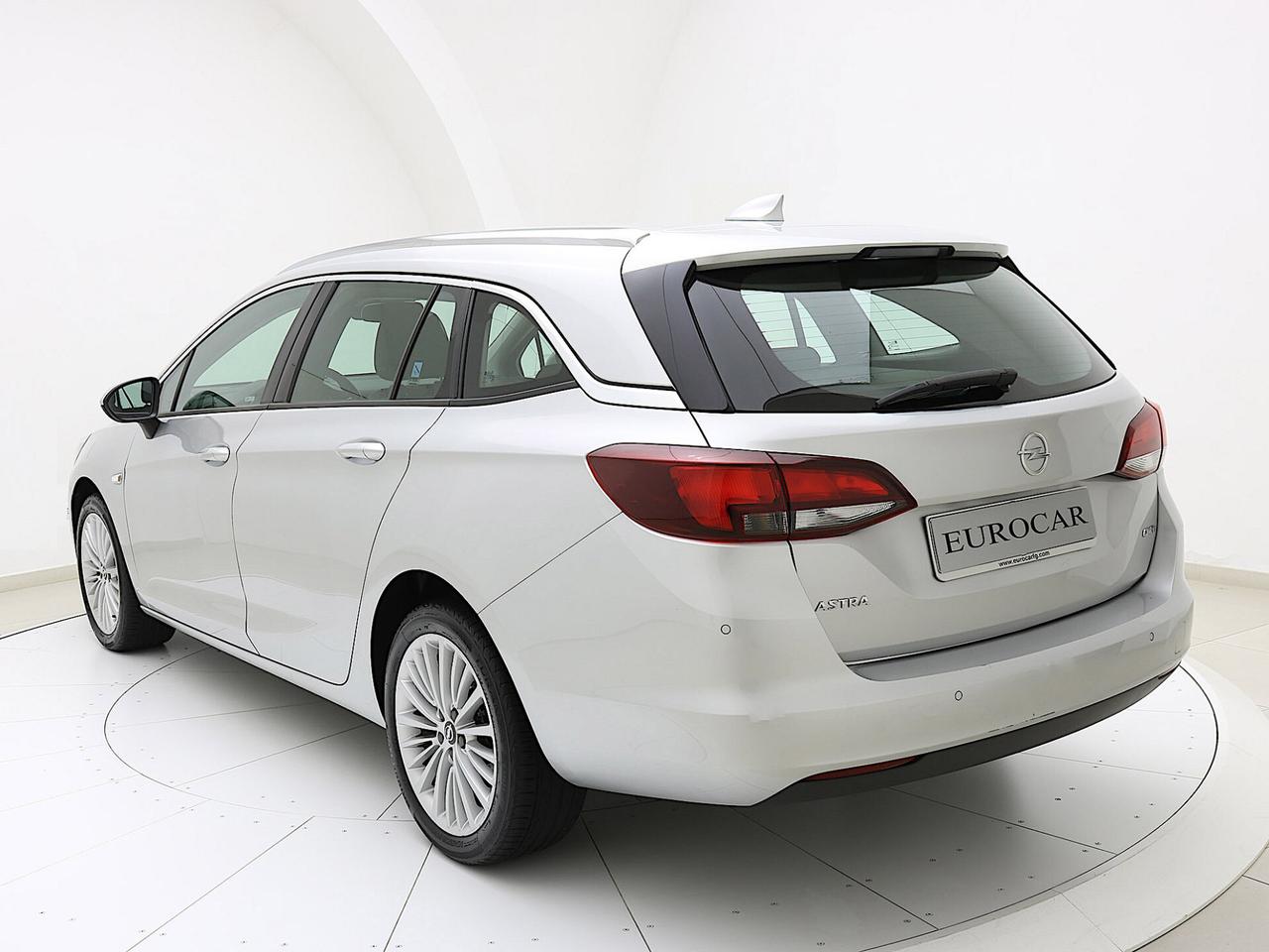 Opel Astra 1.6 CDTi 110CV Sports Tourer Innovation