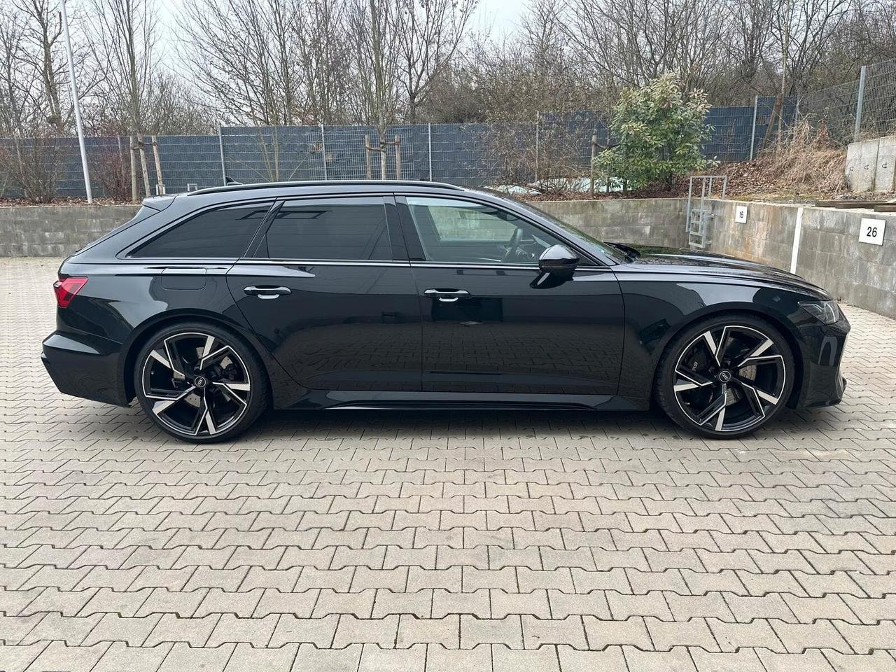 Audi RS6 RS 6 Avant 4.0 TFSI V8 quattro tiptronic pacchetto dinamico, tetto