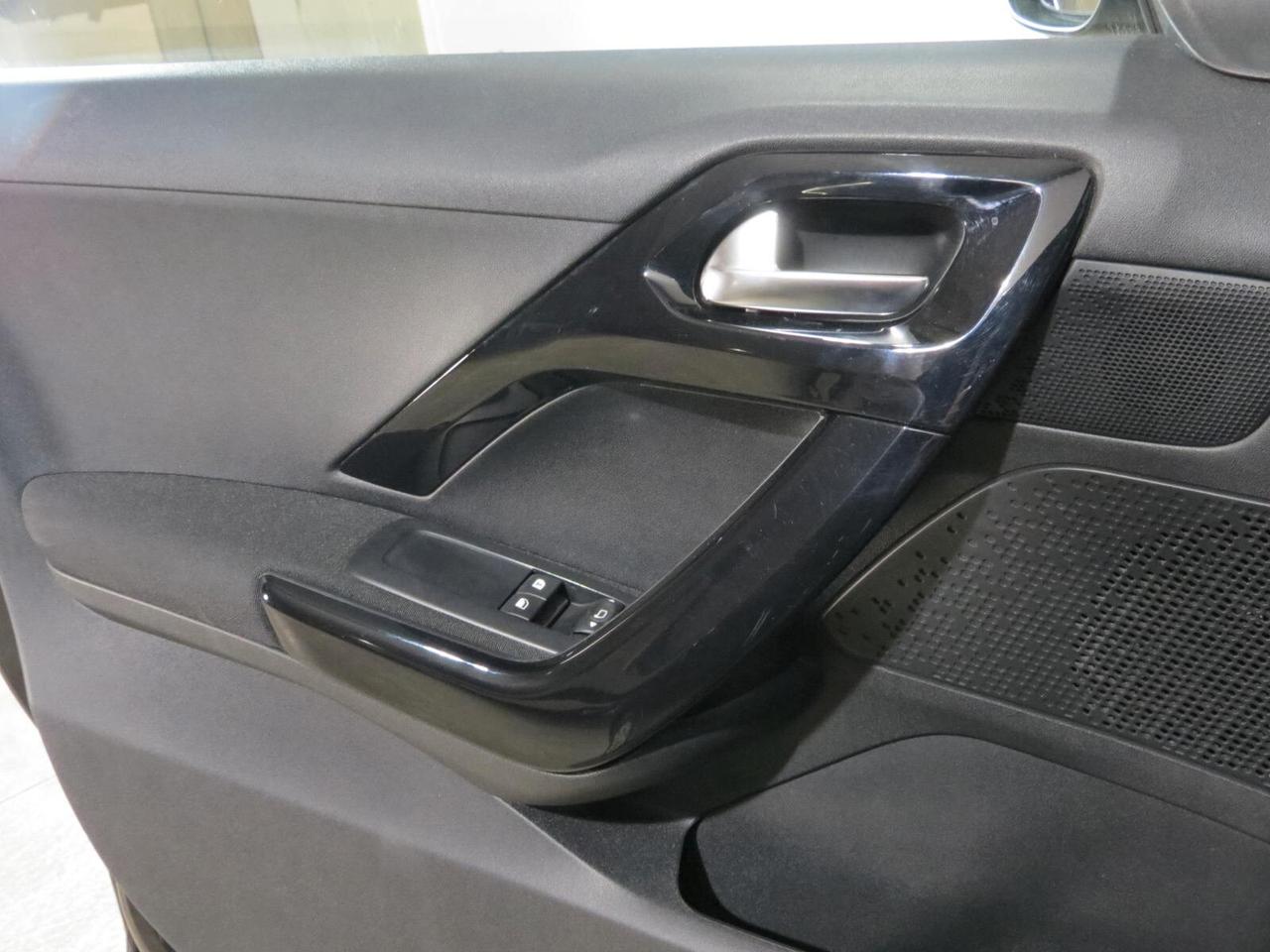 Peugeot 208 BlueHDi 75 5 porte Active