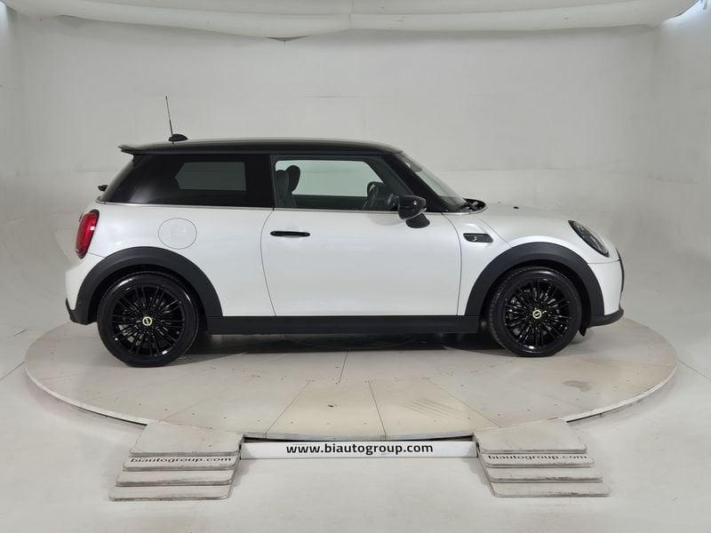 MINI Mini Full Electric Mini F56 2021 Full Electric Mini 3p Cooper SE Classic auto