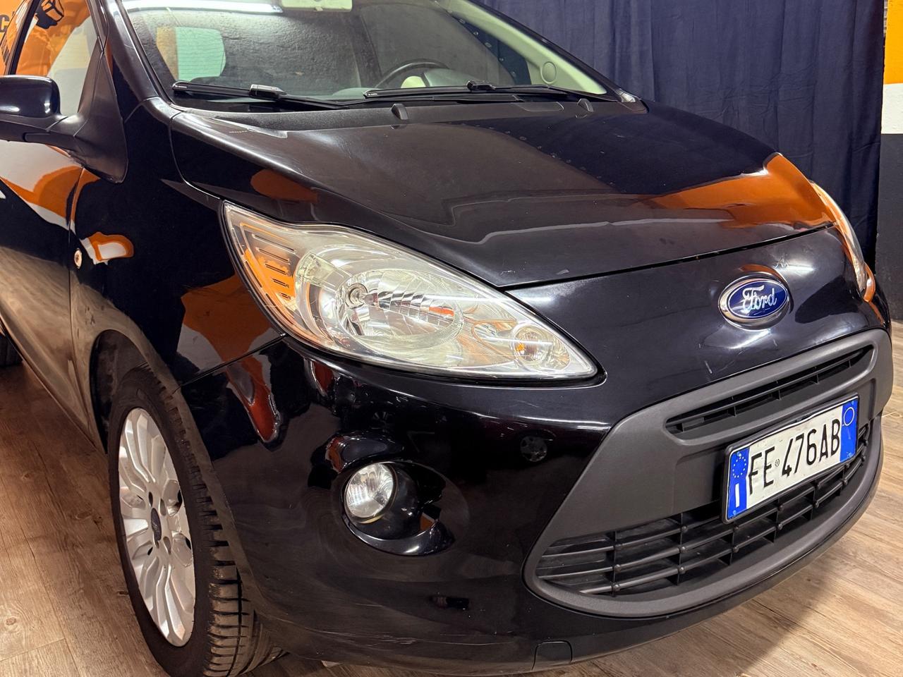 STUPENDA FORD KA CON SOLI 43.580 KM
