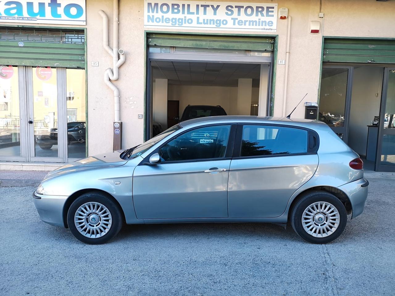 Alfa Romeo 147 1.9 JTD (115 CV) cat 5p. Distinctive