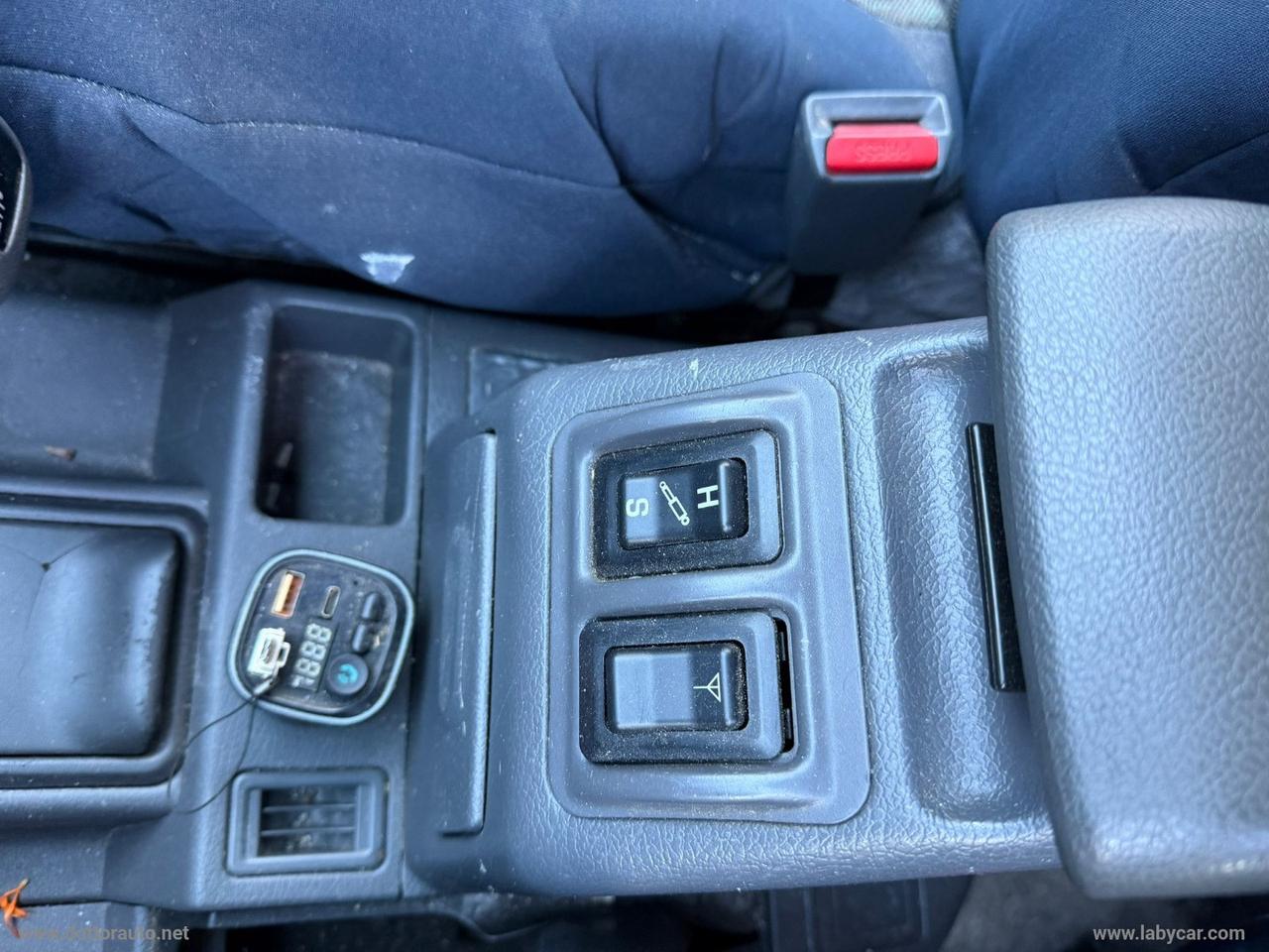 MITSUBISHI Pajero 2.5 TDI MT SS GLS Target