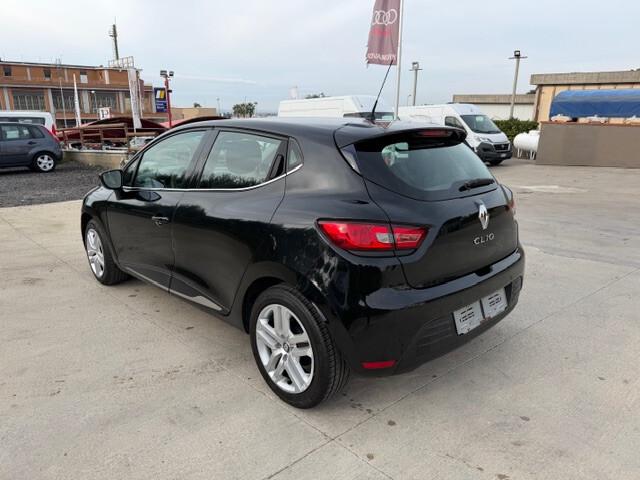 Renault Clio 1.2 75CV 5 porte Zen