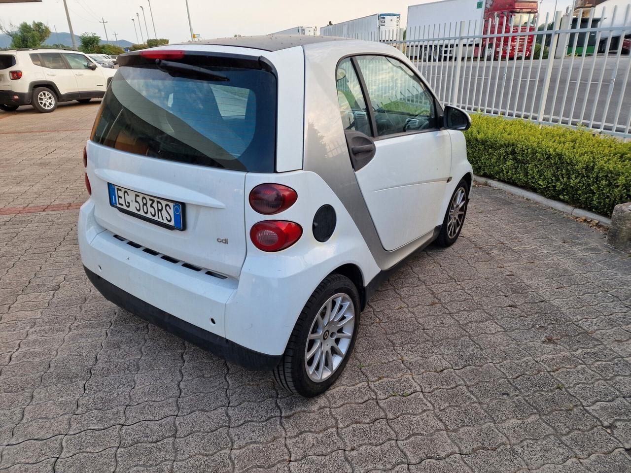 Smart ForTwo 800 33 kW coupé passion cdi