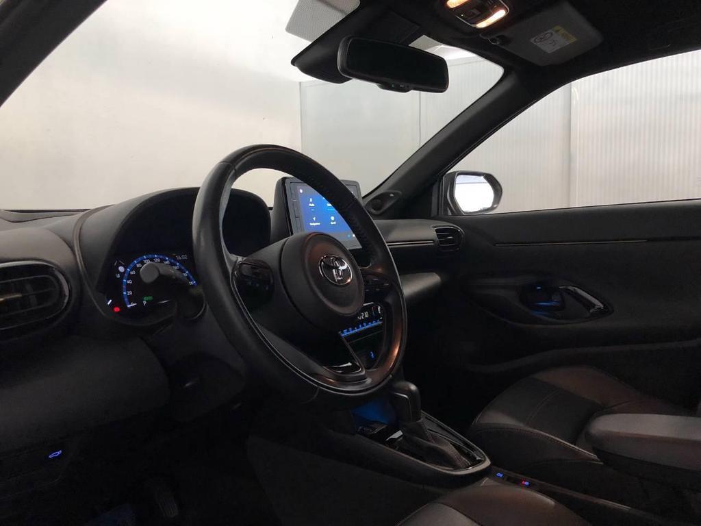 Toyota Yaris Cross 1.5 H Premiere FWD E-CVT