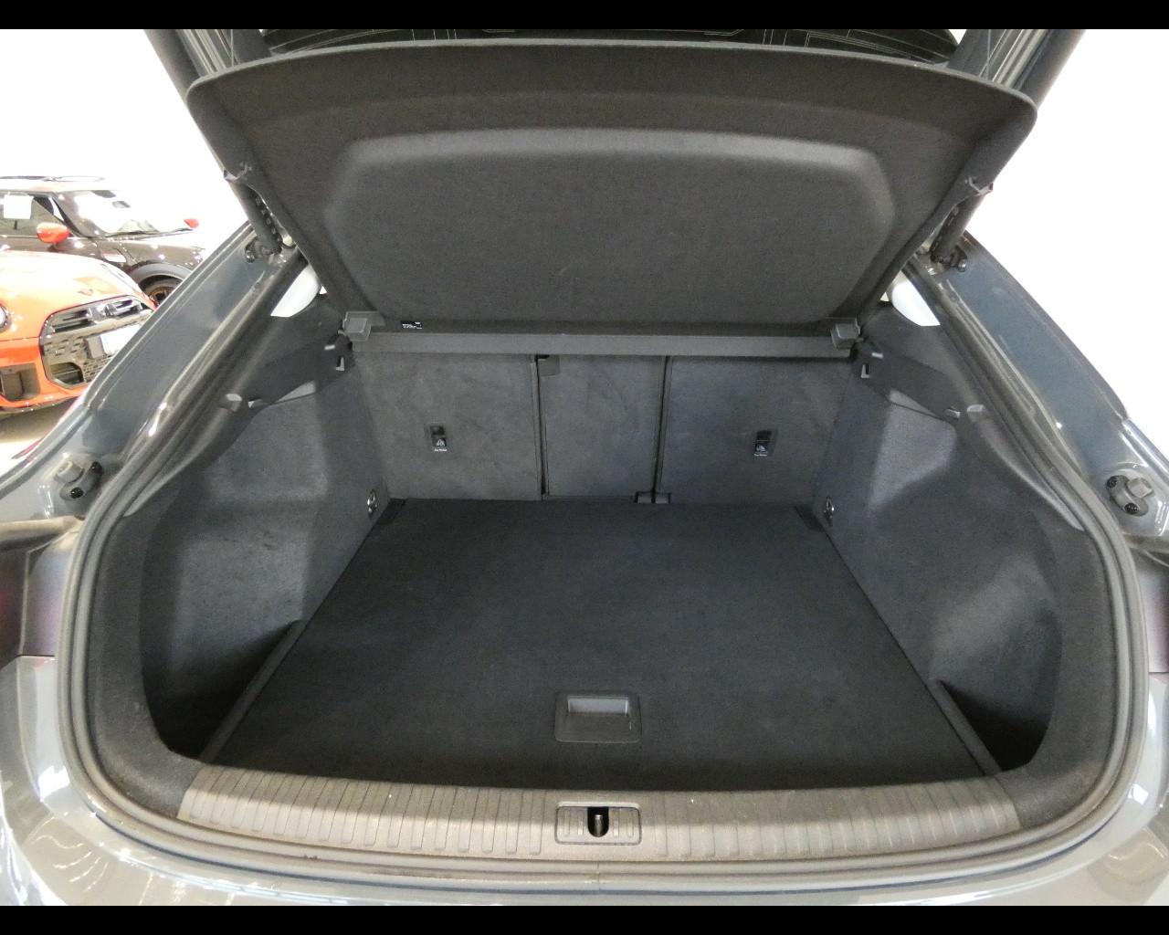 AUDI Q3 2ª serie - Q3 SPB 35 TDI S tronic Business Plus