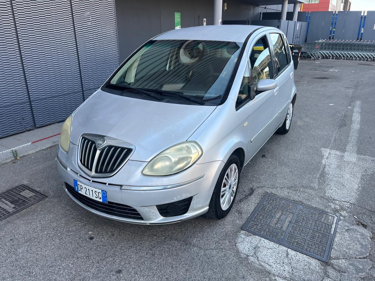 Lancia MUSA 1.4 Argento 2008 94.000 KM