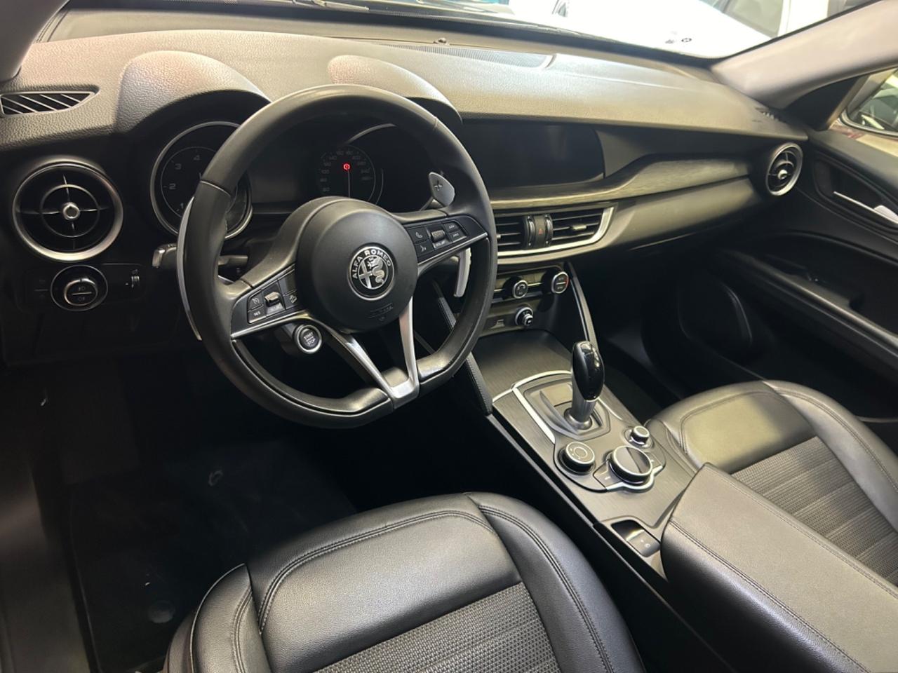 Alfa Romeo Stelvio 2.2 Turbodiesel 210 CV AT8 Q4 Business